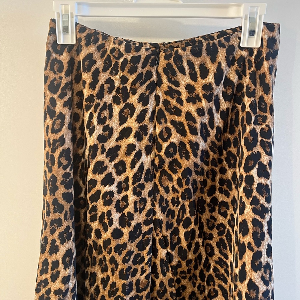 Leopard Print Midi Skirt - Picture 7 of 9